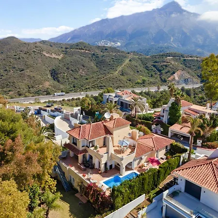 Charming Andalusian Style In Nueva Andalucia