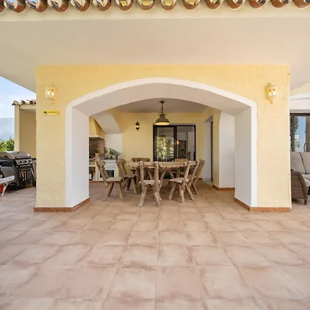 Charming Andalusian Style In Nueva Andalucia Marbella